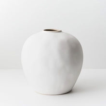Load image into Gallery viewer, Cavo Matt Vase