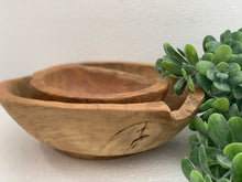 Load image into Gallery viewer, Timber bowl